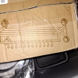 Suctioned Wall-Mounted Rack